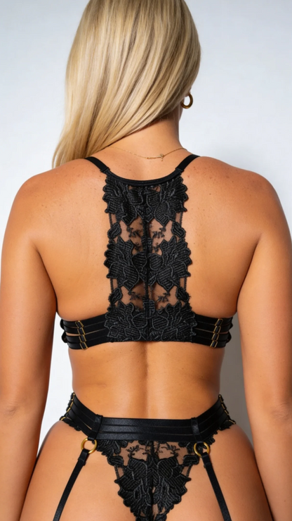 Joyce 4-Piece Lace Set with Garter Belt