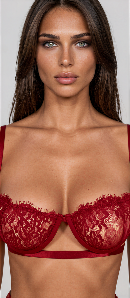 Elisabeth 2-Piece Italian Lace Set with Matching Panty